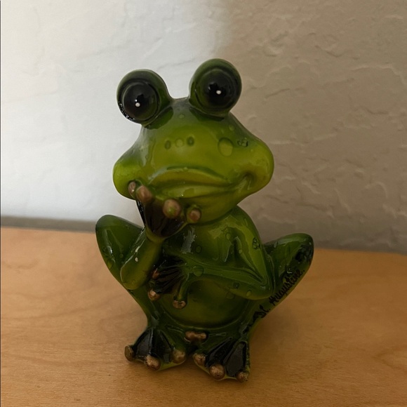 Green Frog Figurine Writing St. Augustine Fl - Picture 1 of 9